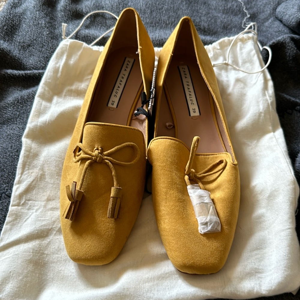 Cute Mustard Zara Loafers